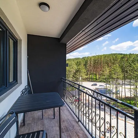 Brka Apartman Apartment *